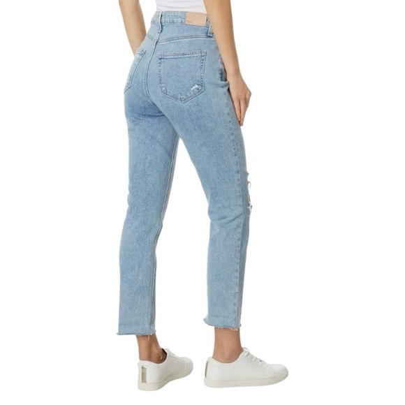 NWT PAIGE High-Rise Jeans Brigitte Raw Hem Cuf in Cori Destructed Denim Size 29 - Picture 4 of 10